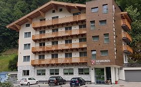 Garni Siegmundshof - Inclusive Joker Card Im Sommer Saalbach-hinterglemm